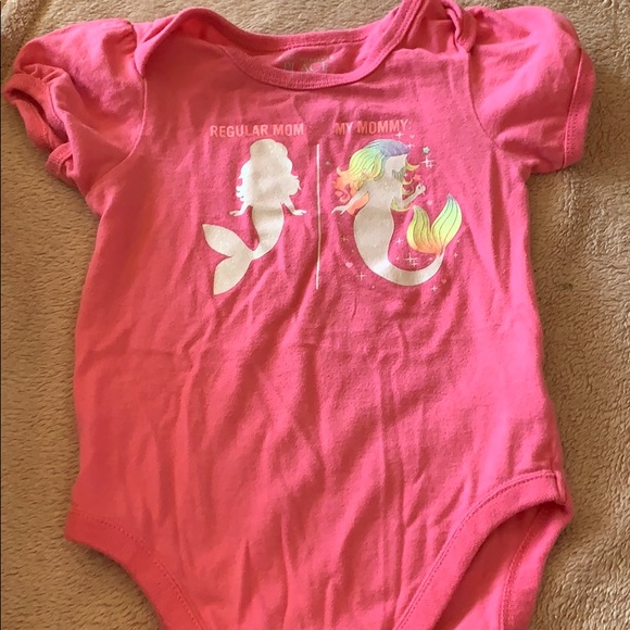 Onesies - Picture 2 of 5